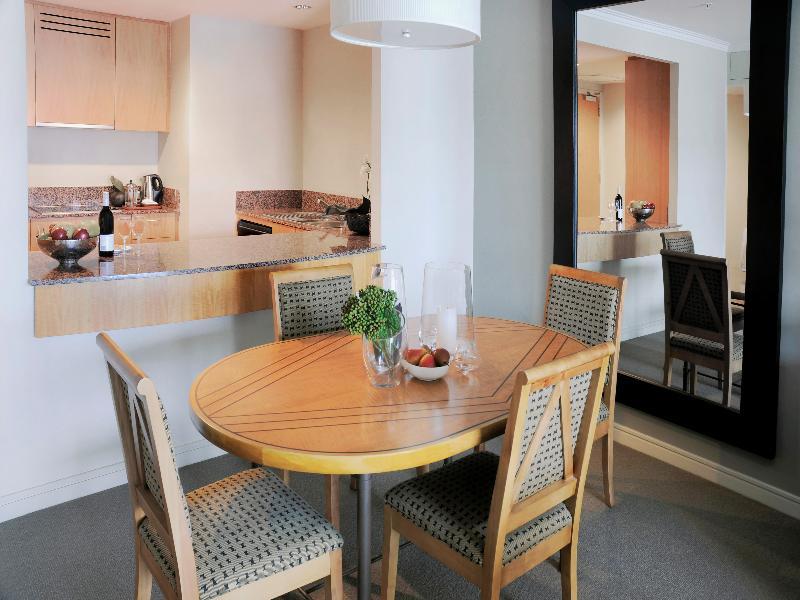 The Star Grand Hotel And Residences Сидни Екстериор снимка A dining room