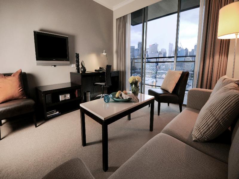 The Star Grand Hotel And Residences Сидни Екстериор снимка A living room in a serviced apartment in Singapore