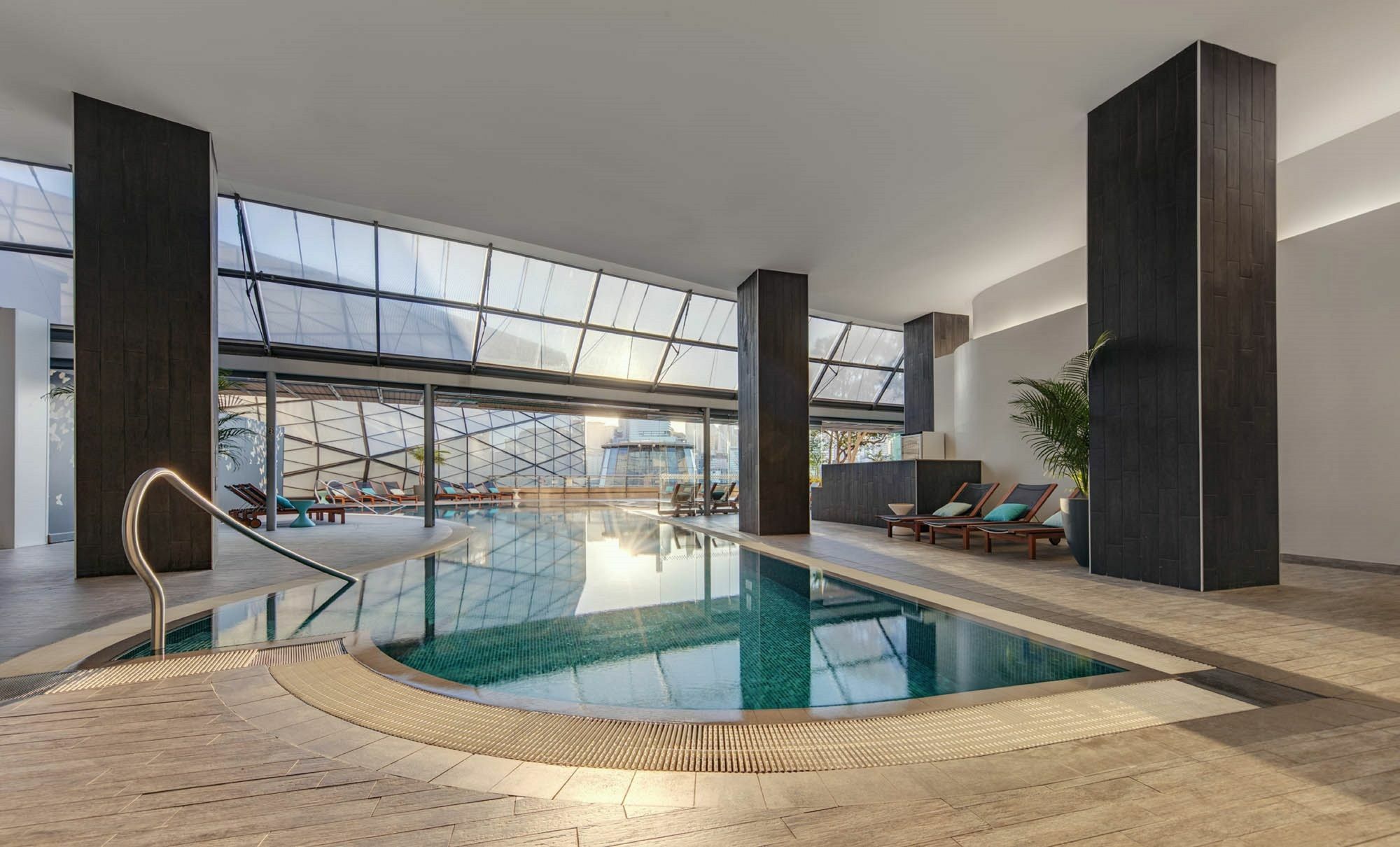 The Star Grand Hotel And Residences Сидни Екстериор снимка The pool at the 2018-opened hotel
