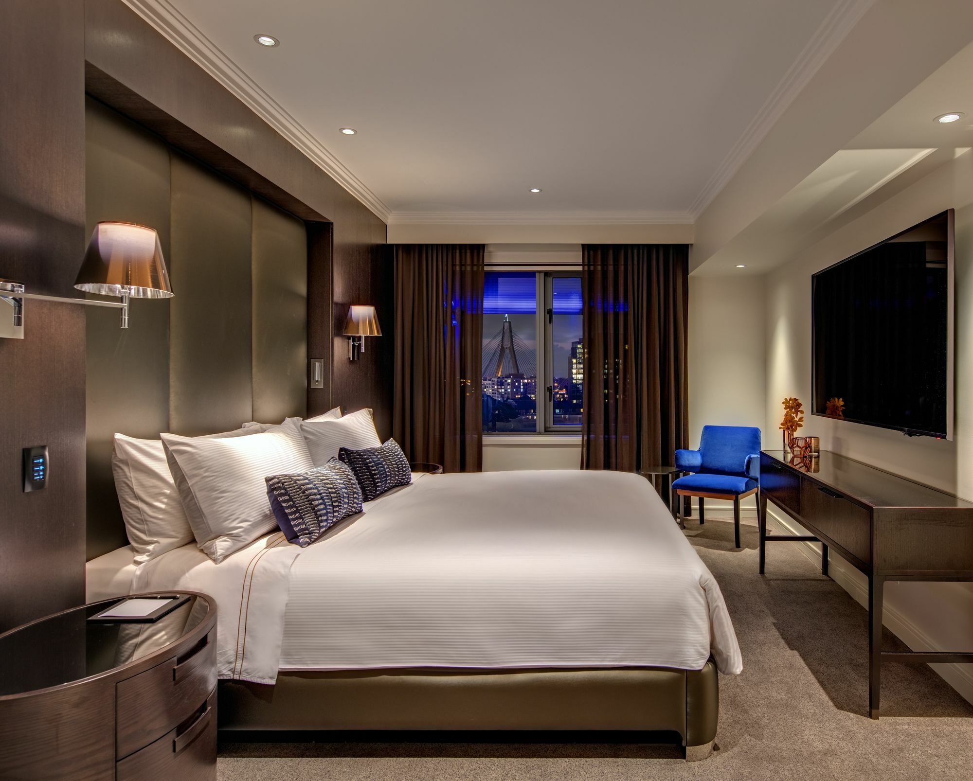 The Star Grand Hotel And Residences Сидни Екстериор снимка A guest room at the Four Seasons Hotel